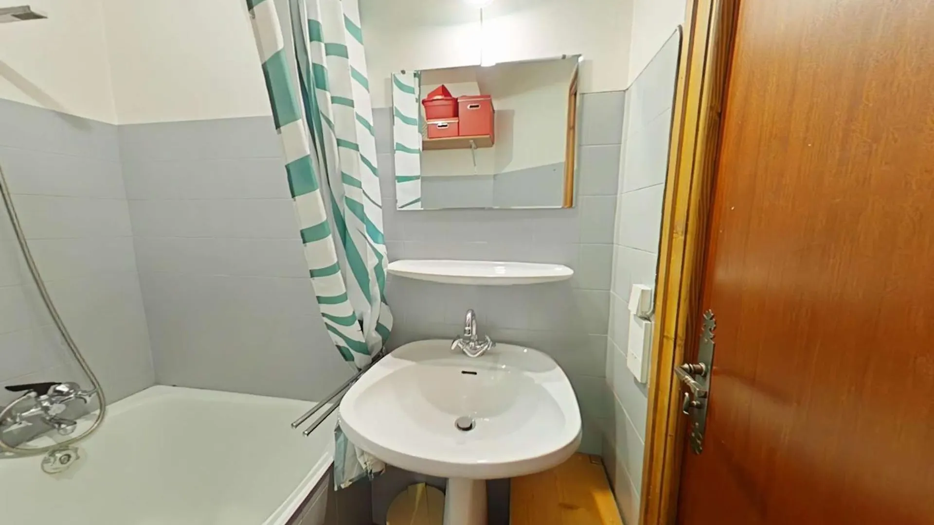 Apartment Studio Cosy 4 Pers, Centre Village, Parking, Ascenseur, Balcon - Le Grand-Bornand - Fr-1-241-185